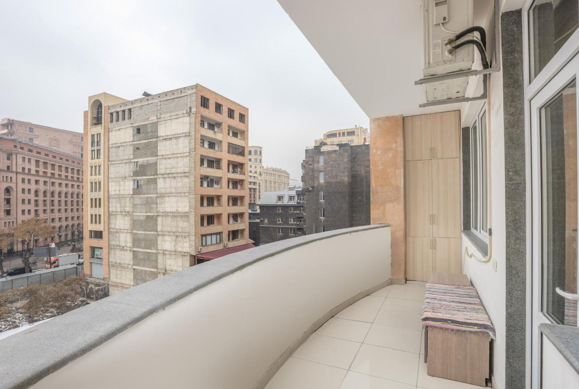 2 Bedrooms 2 Bathrooms Large And Lux Apartment Best Location Erivan Exterior foto